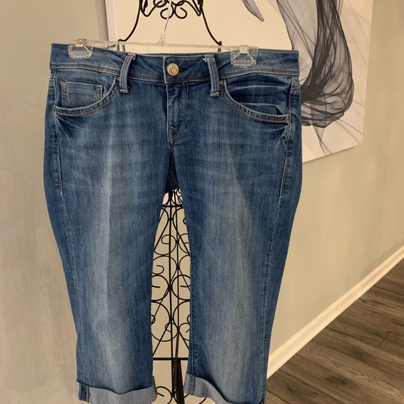 Mavi Low-Rise Straight Alma stonewashed crop jeans - Picture 1 of 8